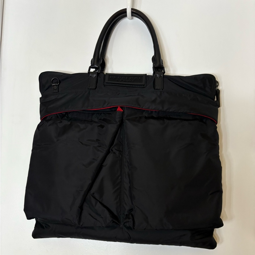 BURBERRY NWOT Sport Nylon and Leather Tote Bag